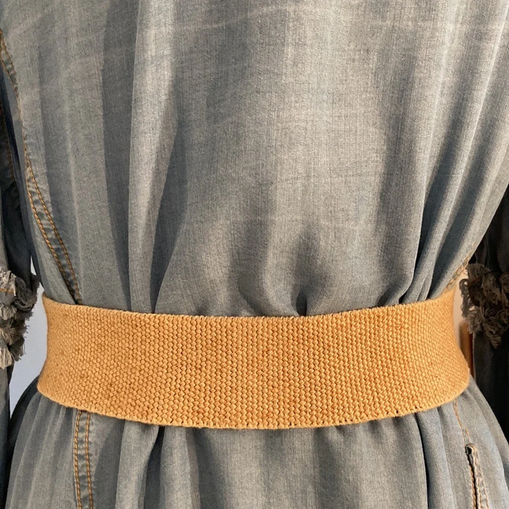 Vintage stretch belt with large gold chain link buckle - Picture 4 of 12